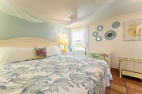 Casita de Catherine by Avantstay 1 Block to Duval St w/ Hot Tub!