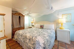 Casita de Catherine by Avantstay 1 Block to Duval St w/ Hot Tub!