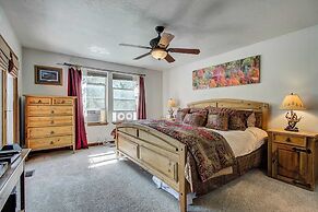 Park Ave Getaway by Avantstay Cozy Cottage Close to Main Street & Town