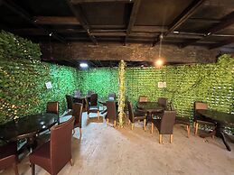 OYO Stay Inn Express