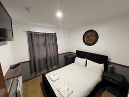 OYO Stay Inn Express