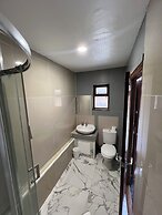 OYO Stay Inn Express