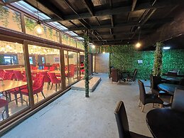 OYO Stay Inn Express