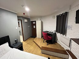 OYO Stay Inn Express