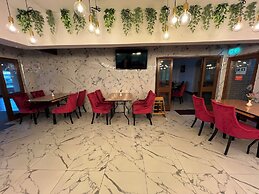 OYO Stay Inn Express