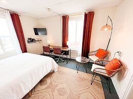 ITH Hermosa Beach Surf Hostel LAX