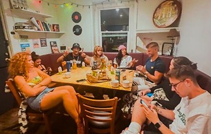 ITH Hermosa Beach Surf Hostel LAX