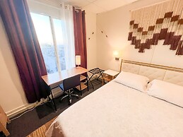 ITH Hermosa Beach Surf Hostel LAX