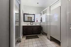 ITH Hermosa Beach Surf Hostel LAX