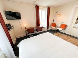 ITH Hermosa Beach Surf Hostel LAX