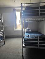 ITH Hermosa Beach Surf Hostel LAX