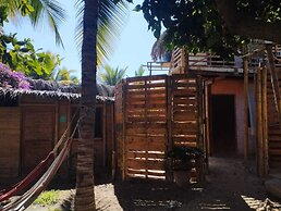 Los Almendros Mancora
