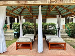3 Peaks Resort & Boutique Hotel