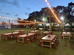 3 Peaks Resort & Boutique Hotel