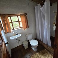 PONDOWASI LODGE
