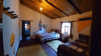 PONDOWASI LODGE