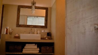 Simba Wakike Luxury Villa