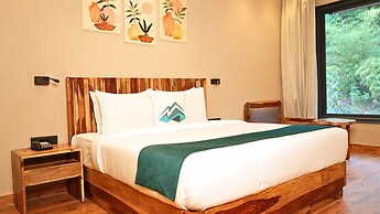 The Divine Hills Resort | Suites with Private Pool | Near IIM Udaipur