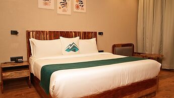 The Divine Hills Resort | Suites with Private Pool | Near IIM Udaipur