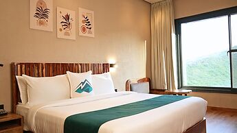 The Divine Hills Resort | Suites with Private Pool | Near IIM Udaipur