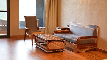 The Divine Hills Resort | Suites with Private Pool | Near IIM Udaipur