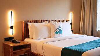 The Divine Hills Resort | Suites with Private Pool | Near IIM Udaipur