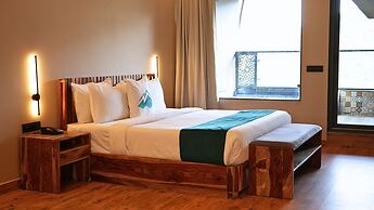 The Divine Hills Resort | Suites with Private Pool | Near IIM Udaipur