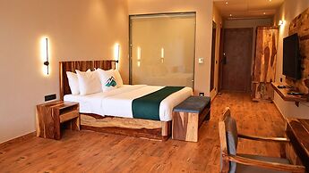 The Divine Hills Resort | Suites with Private Pool | Near IIM Udaipur