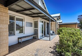 Albany Bayside by the BnB Collection