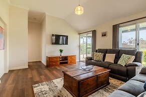 Albany Bayside by the BnB Collection