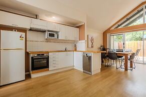 Albany Bayside by the BnB Collection