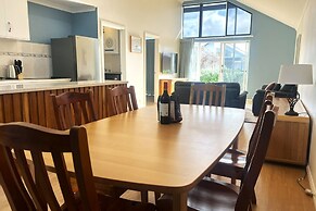 Albany Bayside by the BnB Collection