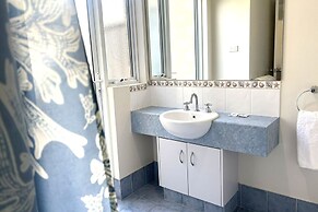 Albany Bayside by the BnB Collection