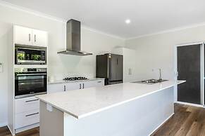 Albany Bayside by the BnB Collection