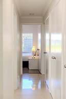 Albany Bayside by the BnB Collection