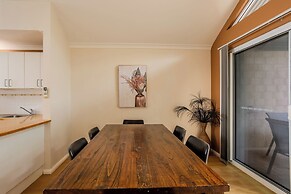 Albany Bayside by the BnB Collection