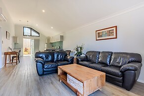 Albany Bayside by the BnB Collection