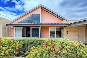 Albany Bayside by the BnB Collection