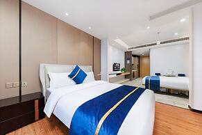 Cloudy International Apartment