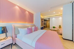 Cloudy International Apartment