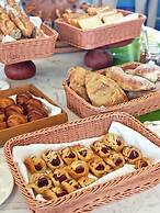 Palau Sunrise Sea View Landison Retreat