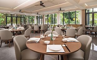 Palau Sunrise Sea View Landison Retreat