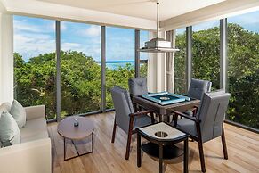 Palau Sunrise Sea View Landison Retreat