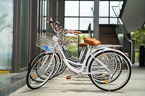 Palau Sunrise Sea View Landison Retreat