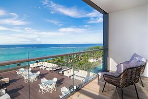 Palau Sunrise Sea View Landison Retreat