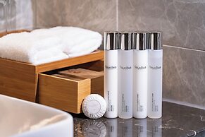 Palau Sunrise Sea View Landison Retreat