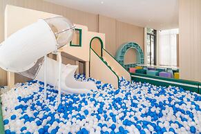 Palau Sunrise Sea View Landison Retreat