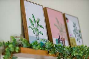 Dragonfly Travel Photography