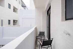 Dragonfly Travel Photography