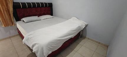 OYO 92224 Hotel Tris
